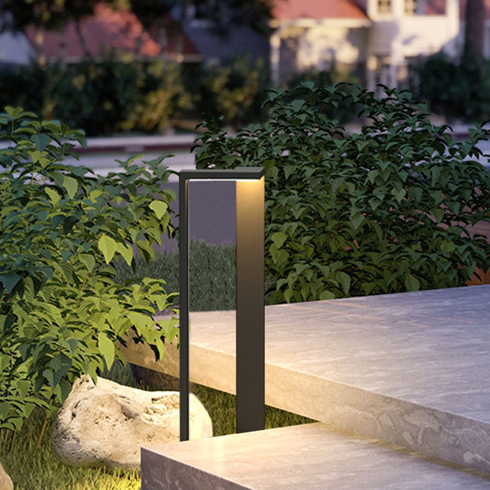 Ray Minimalist Metal Right-angle Shaped Outdoor Path Light - Lamp Outdoor