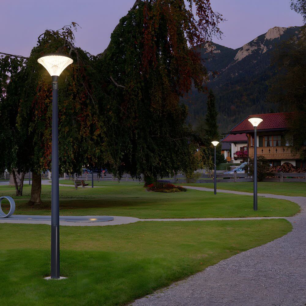 1-Light Black Outdoor LED Solar Lamp Post and Pole Street Light - Lamp Outdoor