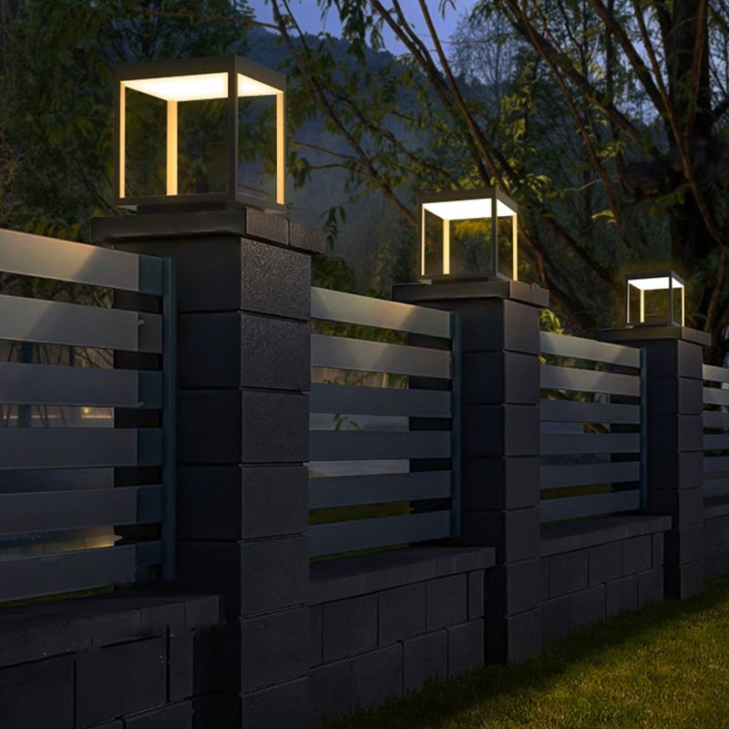 Ray Modern Rectangular Metal LED Outdoor Light Post - Lamp Outdoor