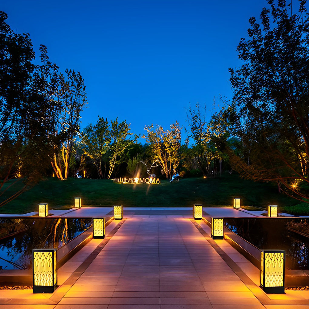Vintage Waterproof LED Lawn Light Patterned Lampshade, Outdoor Landscape Bollard Lights - Lamp Outdoor