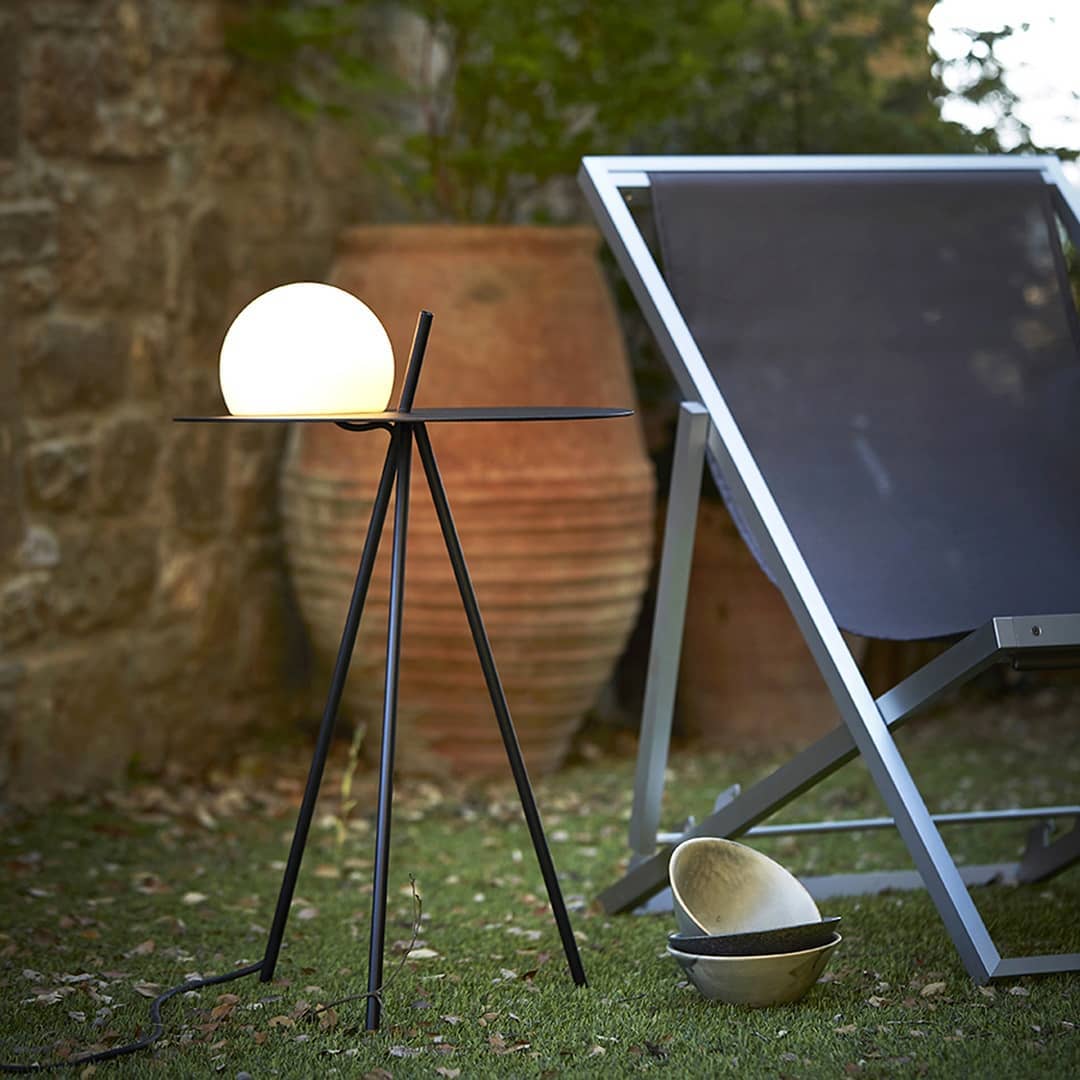 Ray Solar Tripod Outdoor Table Floor Lamp - Lamp Outdoor