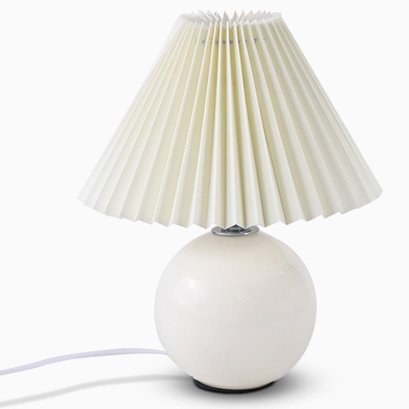 Modern White Globe Ceramic and Pleated Table Lamp - Lamp Outdoor