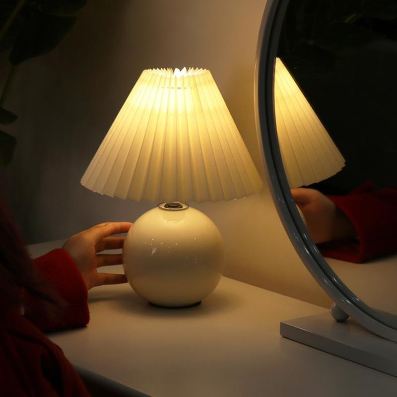 Modern White Globe Ceramic and Pleated Table Lamp - Lamp Outdoor