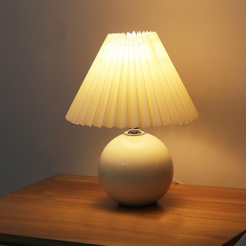 Modern White Globe Ceramic and Pleated Table Lamp - Lamp Outdoor