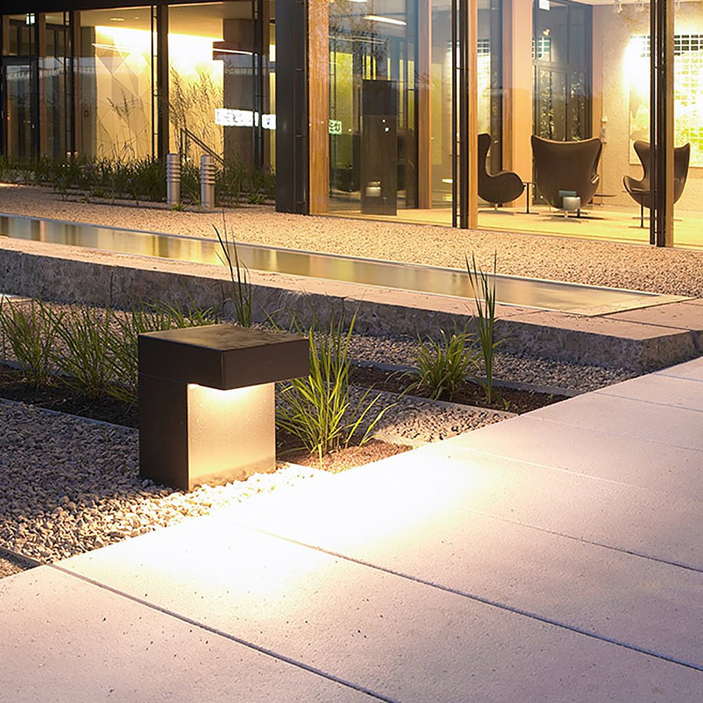 Eco - Friendly Modern Outdoor LED Path Lamp in Minimalist Design