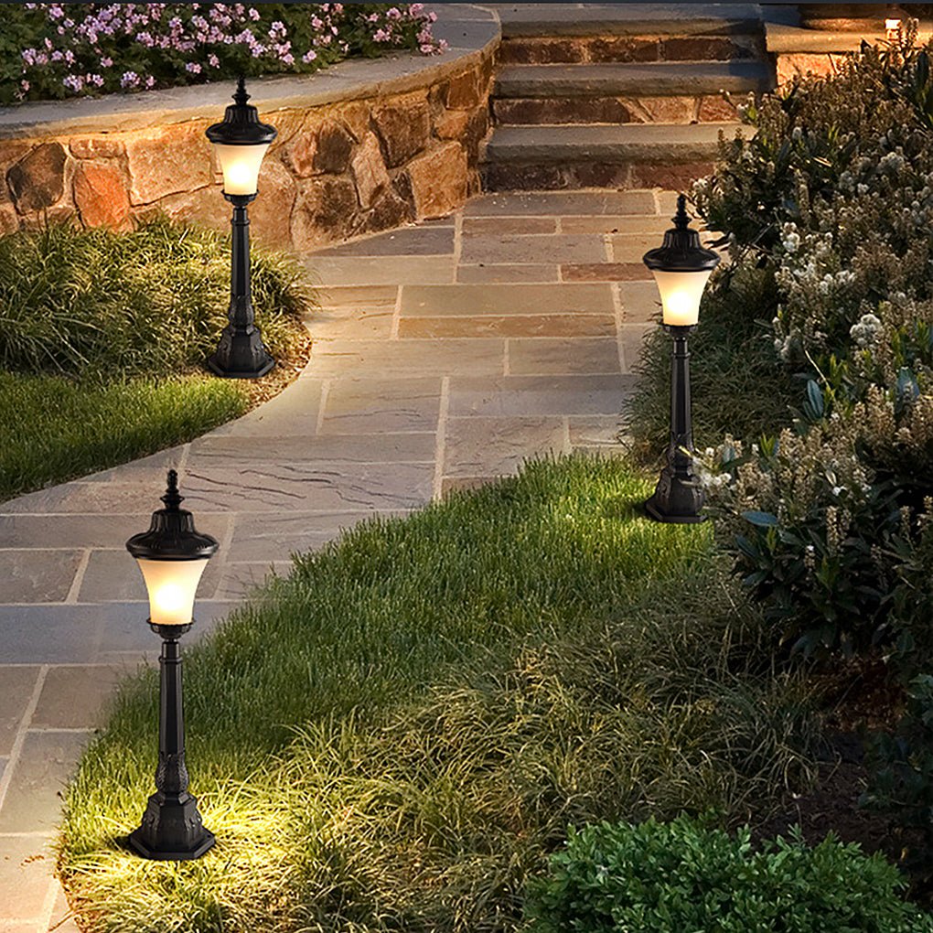 Vintage High Pole Garden Light Elegant Retro Outdoor Post Lighting - Lamp Outdoor